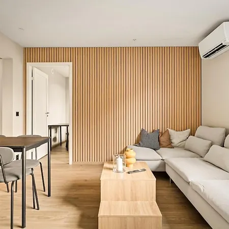 Stylish 4-room In Daire *